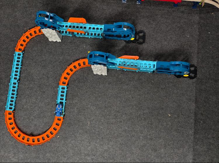 Tumbling racing track